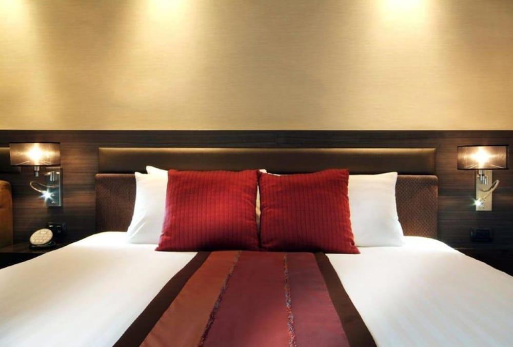 Amora NeoLuxe Suites Hotel Bangkok Extérieur photo