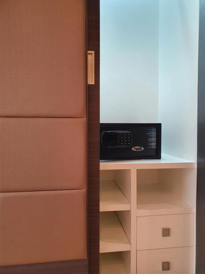 Amora NeoLuxe Suites Hotel Bangkok Extérieur photo