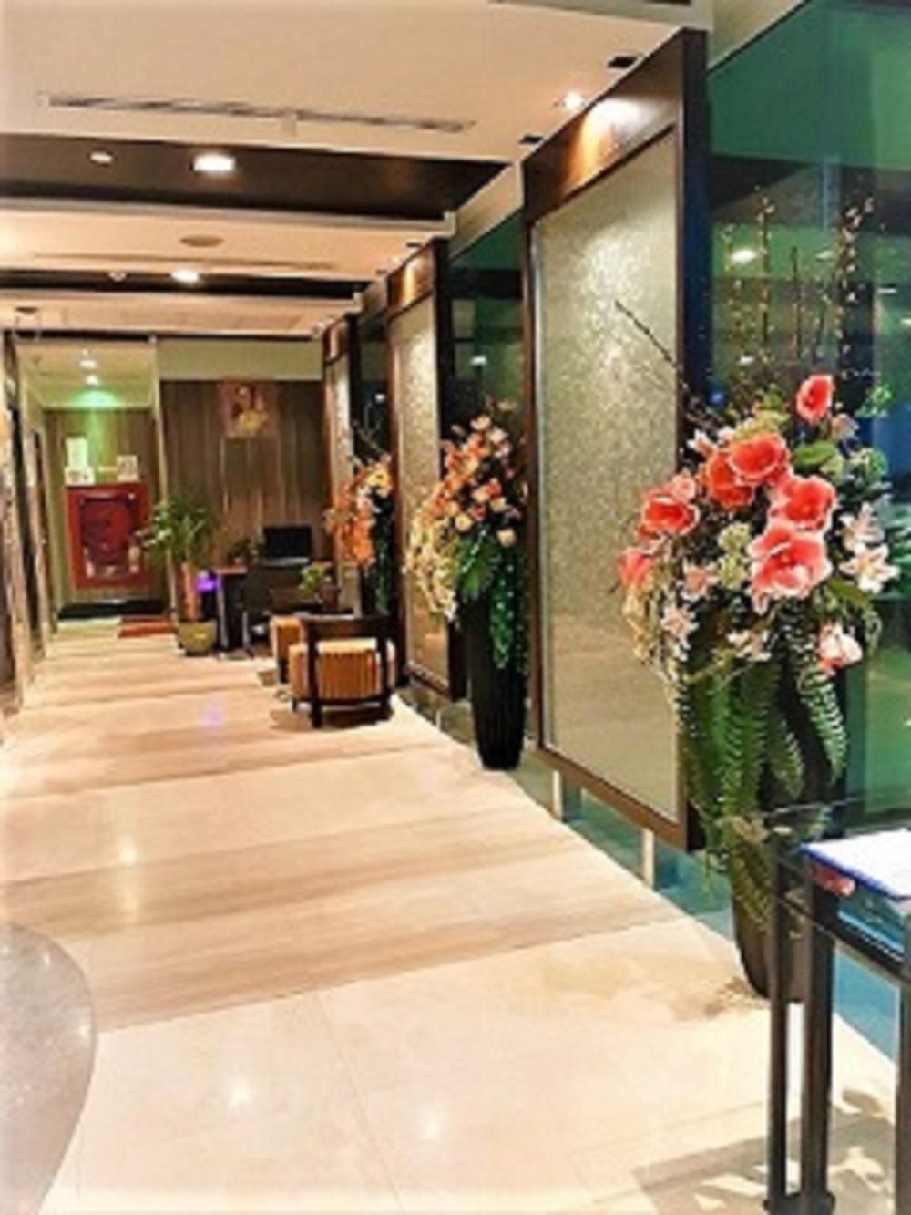 Amora NeoLuxe Suites Hotel Bangkok Extérieur photo
