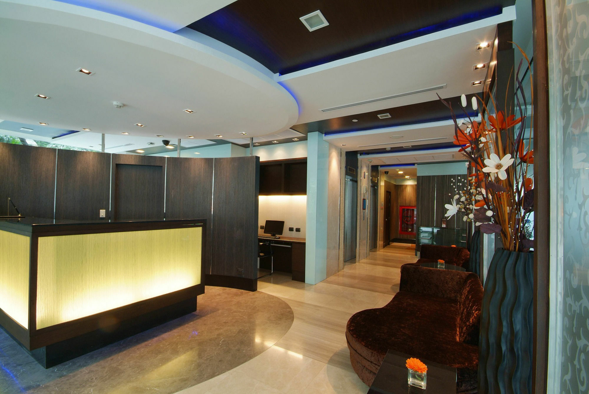 Amora NeoLuxe Suites Hotel Bangkok Extérieur photo